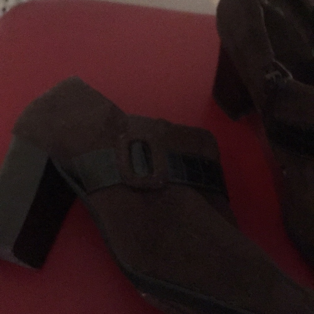 Booties ✨ - Picture 3 of 3